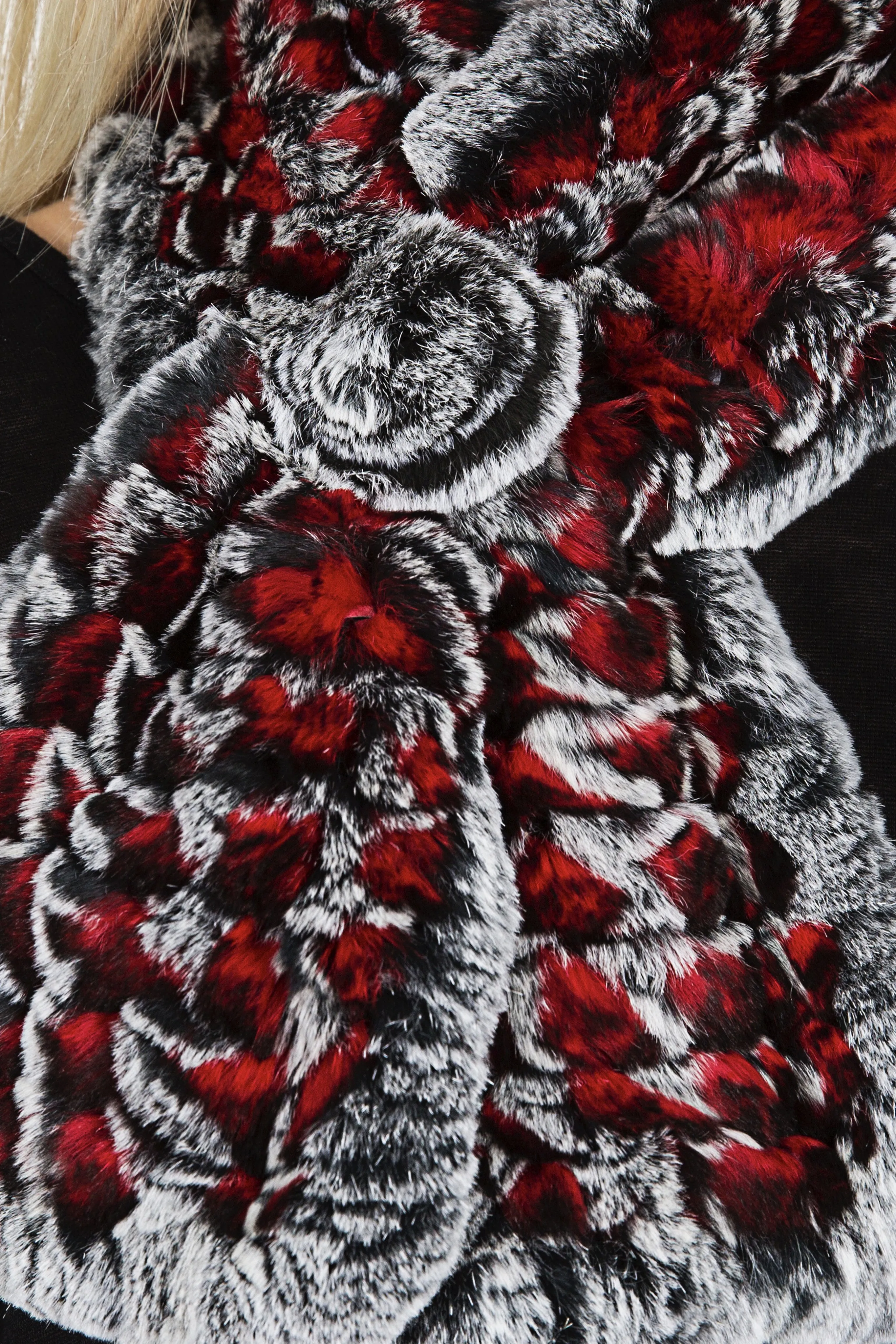 Chinchilla Rex Fur Scarf (dyed)