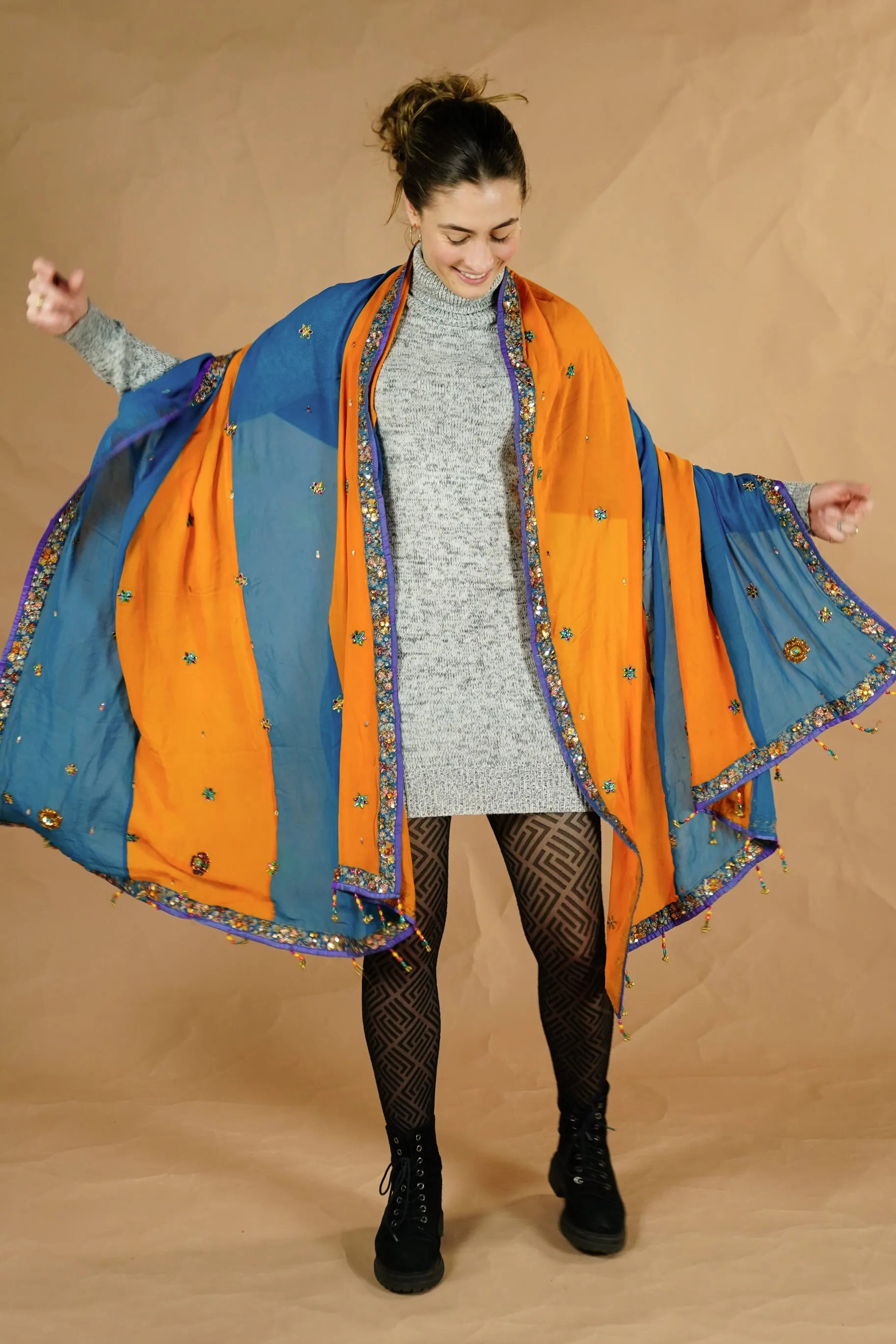Vintage Bollywood scarf ‘Dupatta’